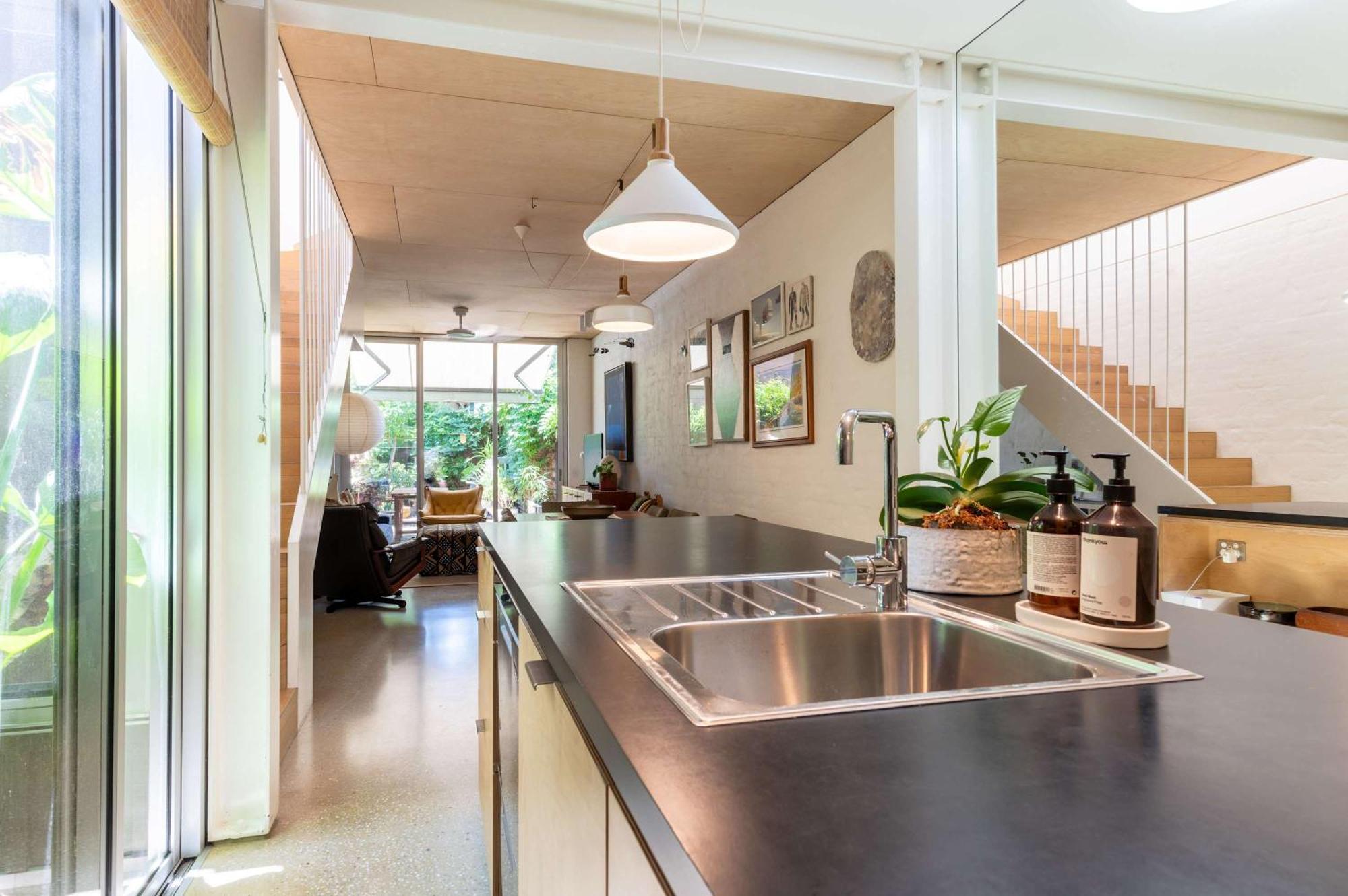 Stylists Light-filled Newtown Family Casa vacanze *
